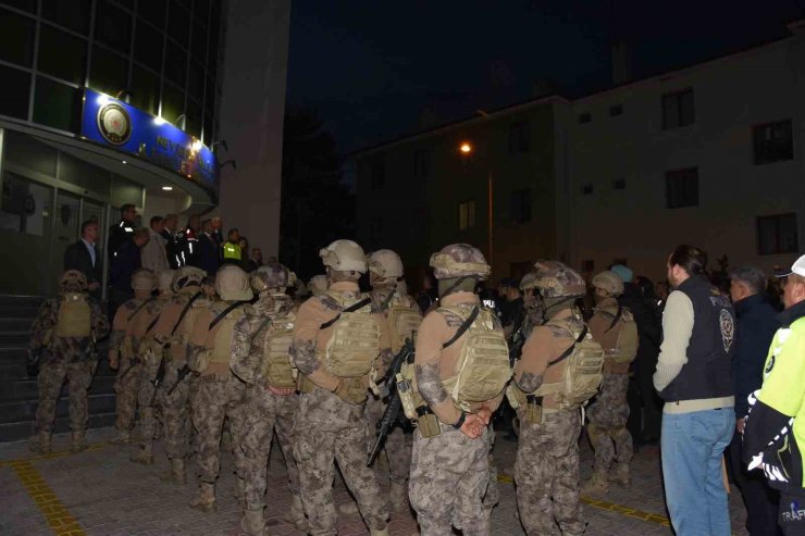 Torbacılara ağır darbe: 82 gözaltı
