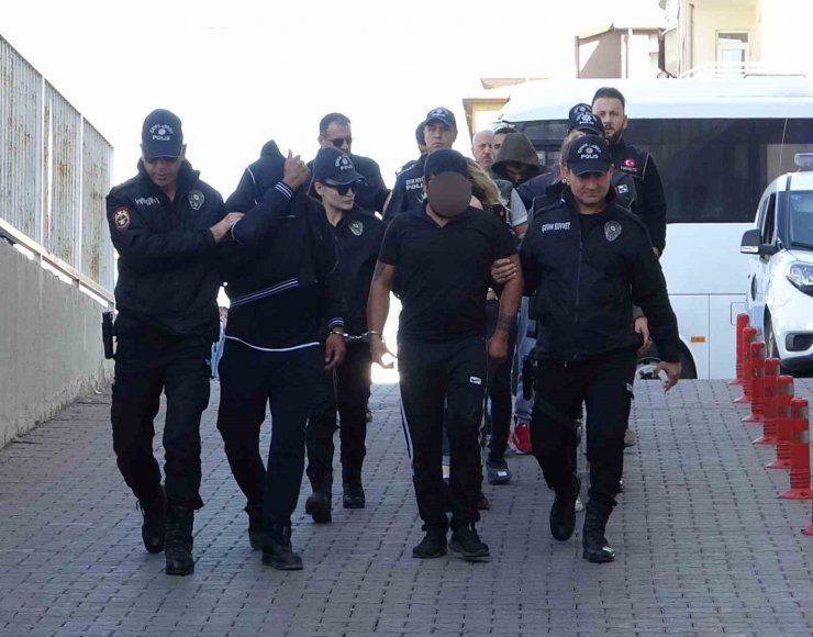 Kayseri polisi uyuşturucuya ‘aman’ vermiyor: 7 gözaltı