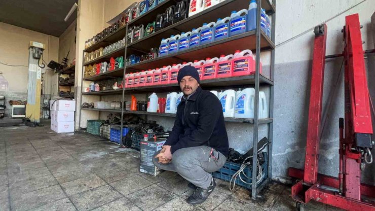 İş yerine molotoflu saldırı