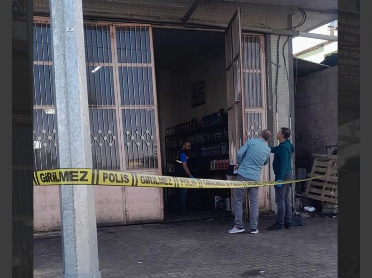İş yerine molotoflu saldırı