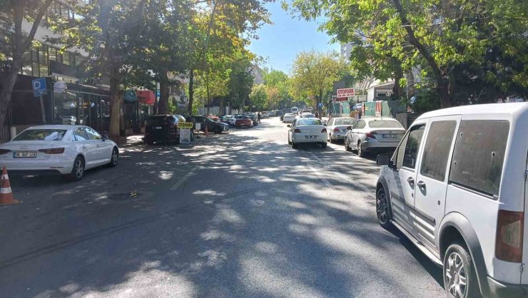 Kontrolden kaçan alkollü sürücü yayalara çarptı: 1 ölü, 1 yaralı