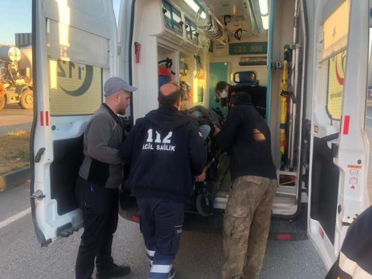 İşçileri taşıyan 3 otobüs ve 1 minibüs kaza yaptı: 36 yaralı
