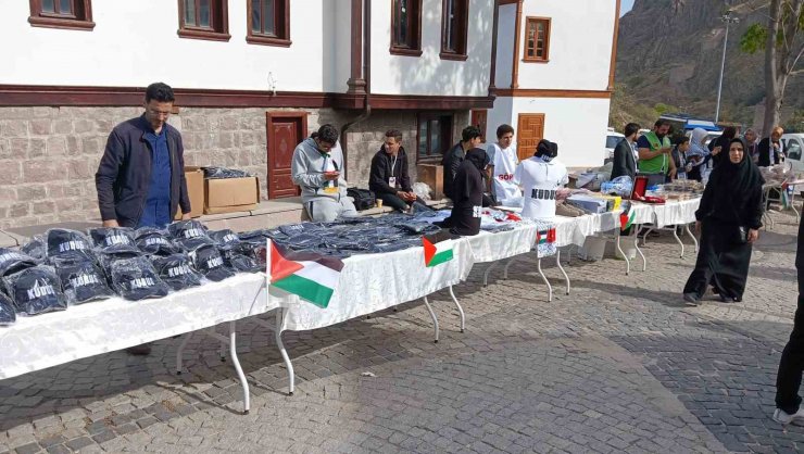 Başkent’te Filistin’e yardım sergisi