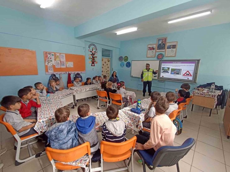 15 binin üzerinde aracı denetleyen jandarma ekipleri 985 bin TL ceza yazdı