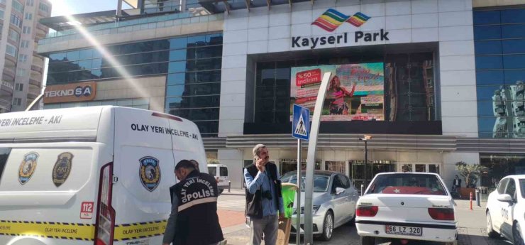 Kayseri Park AVM’de şüpheli ölüm