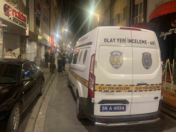 Sivas’ta kafeye silahlı saldırı