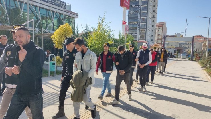 Niğde’de uyuşturucu operasyonu: 28 gözaltı