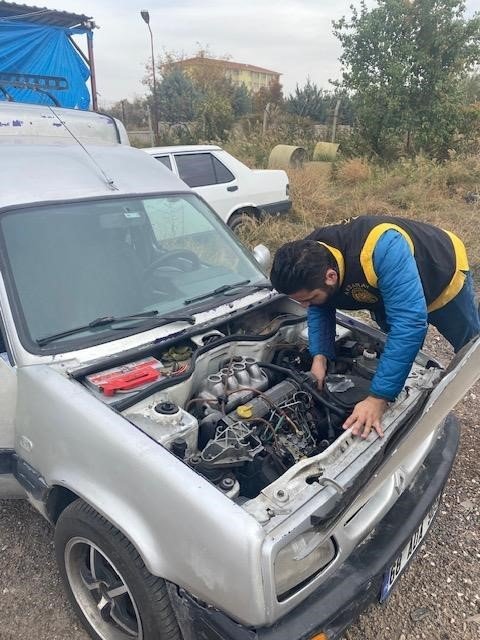 Aksaray’da 15 çalıntı araçla 20 şüpheli operasyonla yakalandı