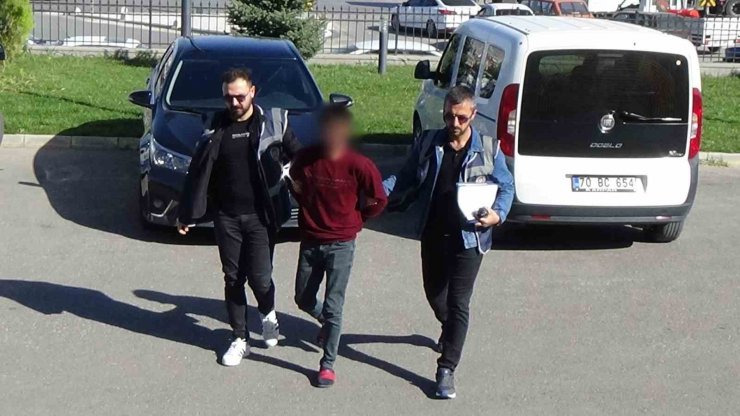 Üvey babasını bıçaklayarak öldüren zanlı tutuklandı
