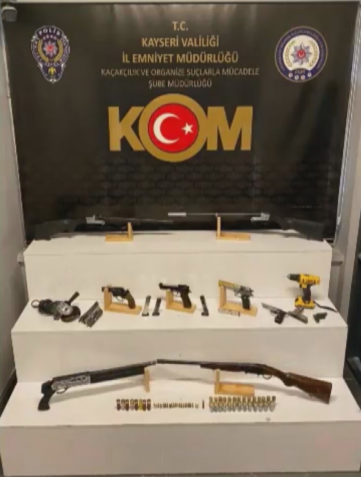 Kayseri’de ruhsatsız silah operasyonu: 2 gözaltı