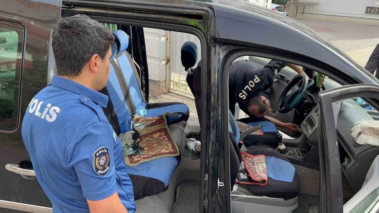 Aksaray’da şüpheli-polis kovalamacası