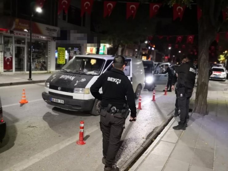 Aksaray’daki uygulamalarda 850 kişi denetimden geçirildi
