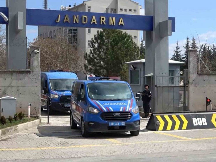 Jandarmadan uyuşturucu operasyonu: 3 tutuklama