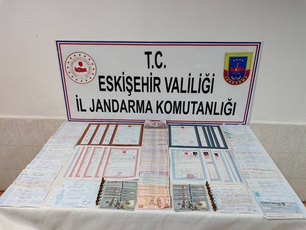 Tefecilik yapan baba ve 2 oğluna jandarmadan operasyon