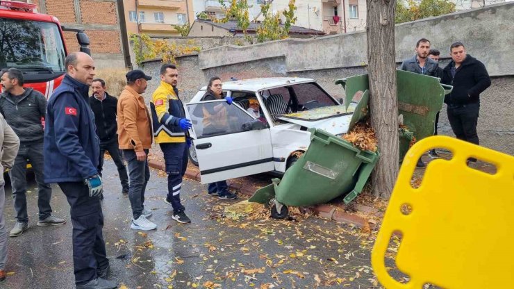 Sivas’ta ehliyetsiz sürücüler kaza yaptı, her iki tarafa da para cezası kesildi