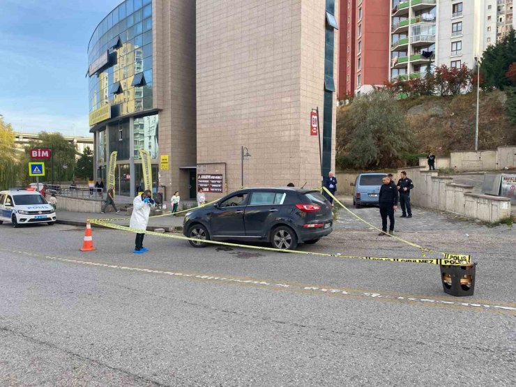 Silahlı alacak verecek kavgasında biri ağır 2 yaralı