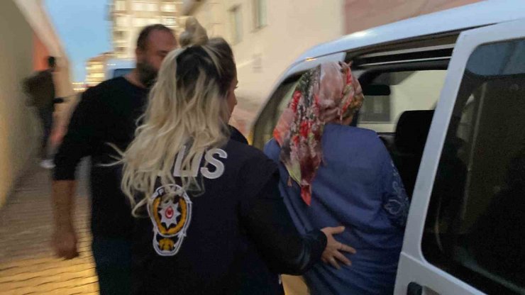 Kocasını bıçaklayarak öldüren kadın tutuklandı