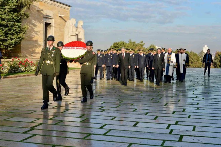 Emniyet Teşkilatı 10 Kasım öncesi Anıtkabir’i ziyaret etti