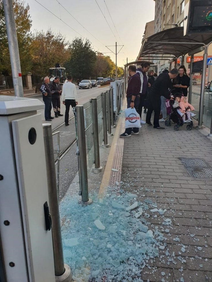 Kamyonet az daha faciaya yol açacaktı