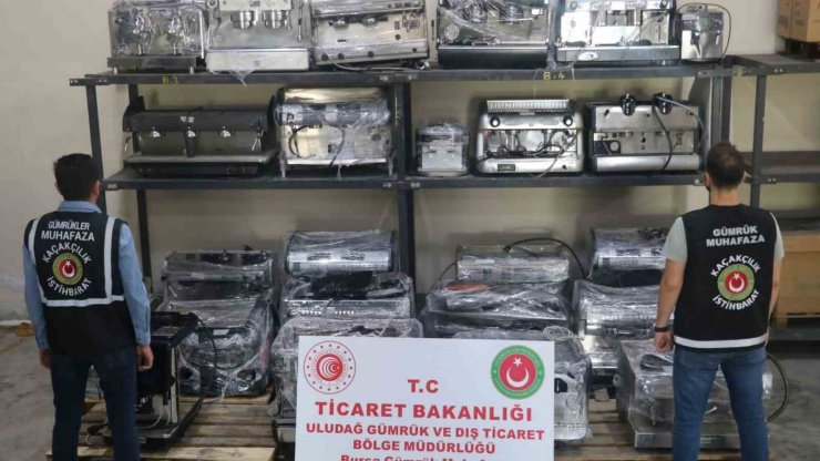 Gümrük Muhafaza ekiplerinin operasyonlarında yaklaşık 15 milyon liralık kaçak eşya ele geçirildi