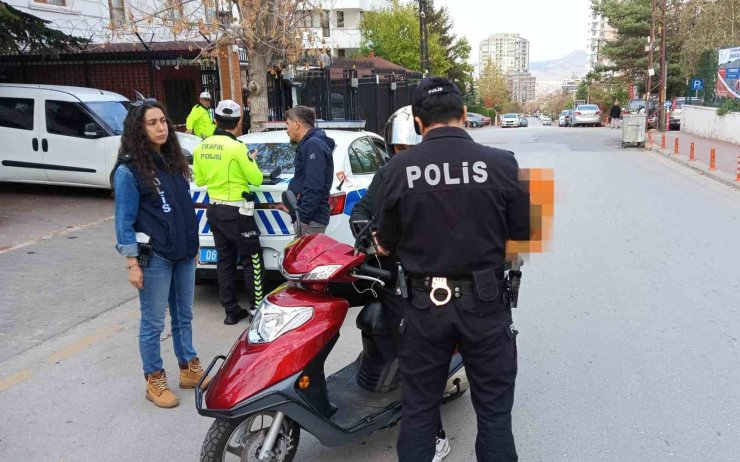 Başkent’te okul çevreleri emniyet denetiminde