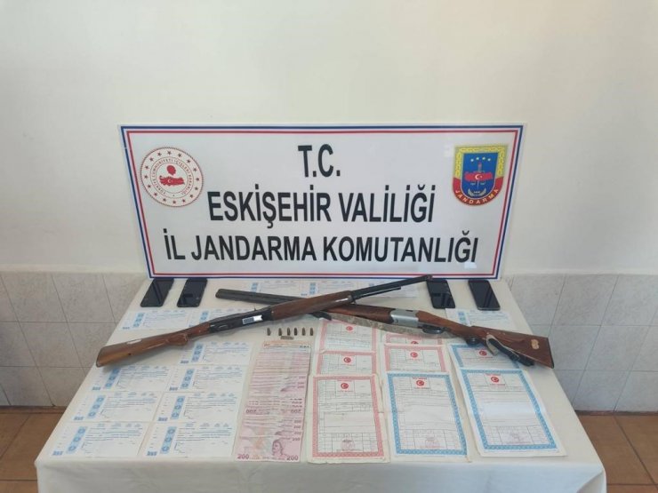 600 milyon TL değerinde mağduriyet oluşturan tefecilere jandarma operasyonu
