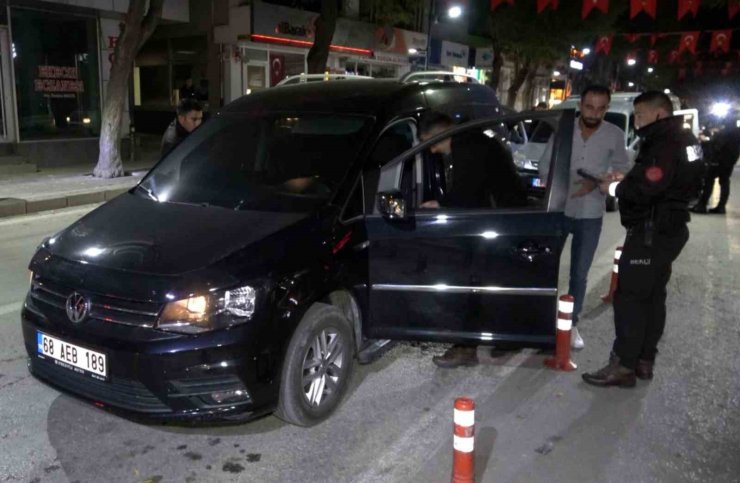 Aksaray polisinden şok uygulamalar