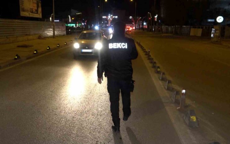 Aksaray polisinden şok uygulamalar