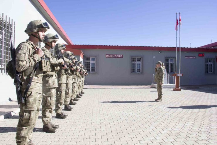 Mehmetçik, son 3 ayda hudutlardan geçmeye çalışan 200 teröristi yakaladı