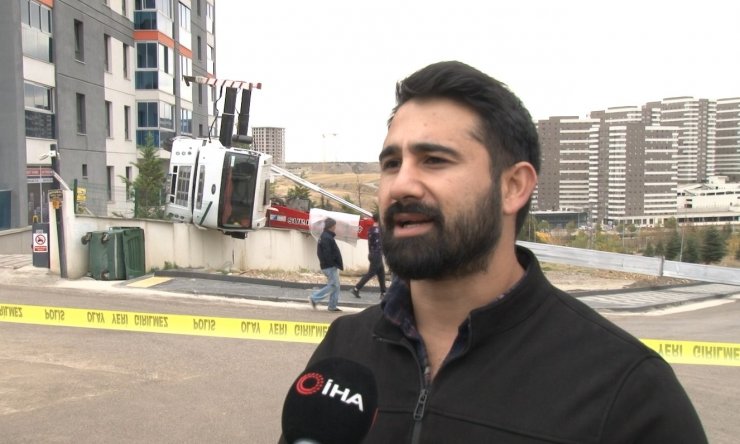 Başkent’te 70 metrelik yük asansörü devrildi