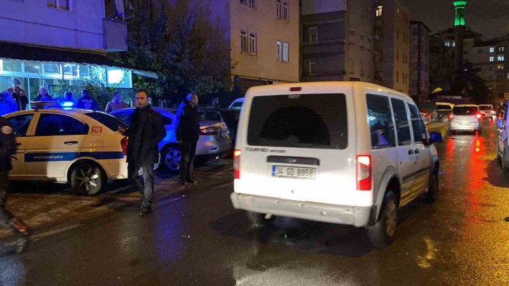 Uygulama yapan polislere mukavemet eden 3 şahıs gözaltına alındı
