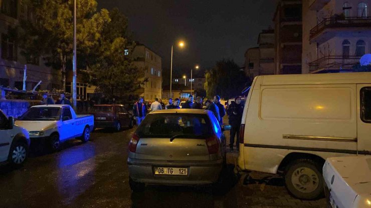 Uygulama yapan polislere mukavemet eden 3 şahıs gözaltına alındı