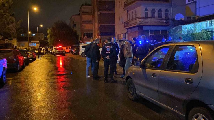 Uygulama yapan polislere mukavemet eden 3 şahıs gözaltına alındı