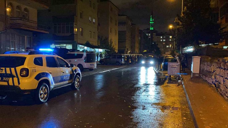 Uygulama yapan polislere mukavemet eden 3 şahıs gözaltına alındı
