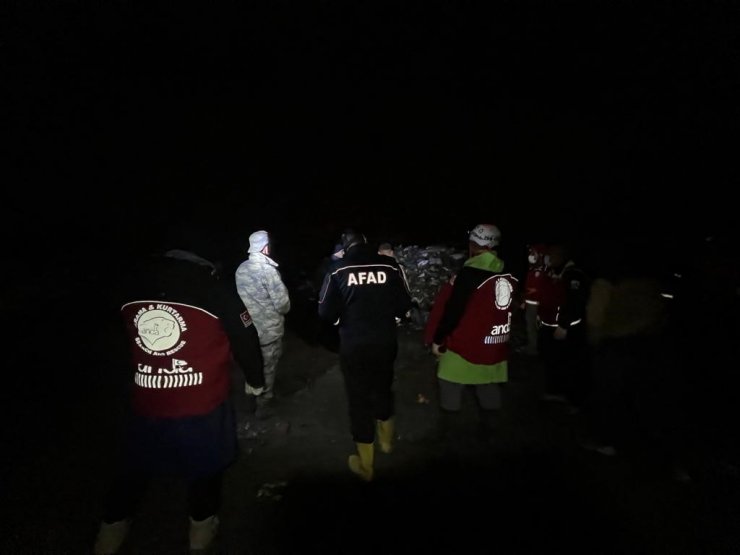 Belediye işçisi çöplükte kayboldu, arama çalışmaları başladı