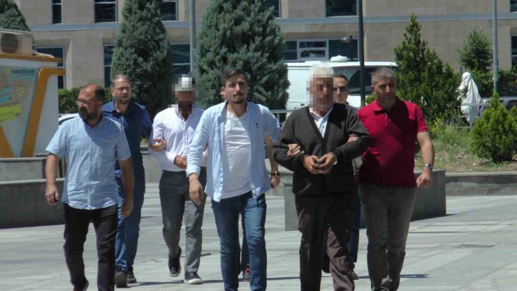 Yolcu kavgasında meslektaşını öldüren taksici: "Bıçağı salladım ama değdiğini görmedim"