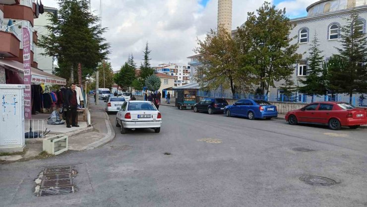 7 kişinin yaralandığı servis aracı kazası kamerada