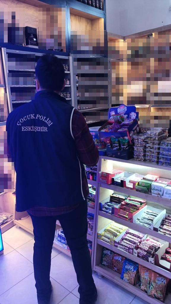 Polis okul çevresinde sıkı denetim yaptı