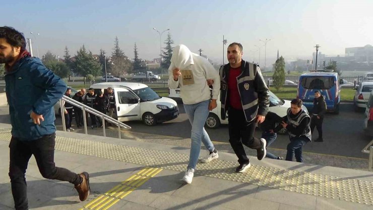 Karaman’da motosiklet ve bisiklet çalan 5 şüpheliden 2’si tutuklandı