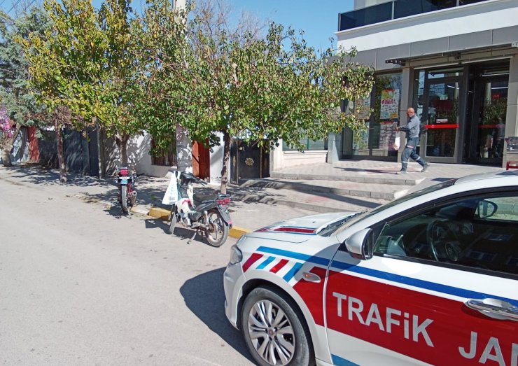 Aksaray’da jandarma ekiplerinden motosiklet denetimi