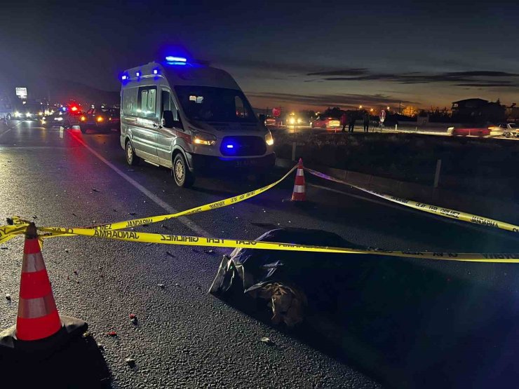 Niğde’de motosikletle otomobil çarpıştı: 1 ölü, 1 yaralı