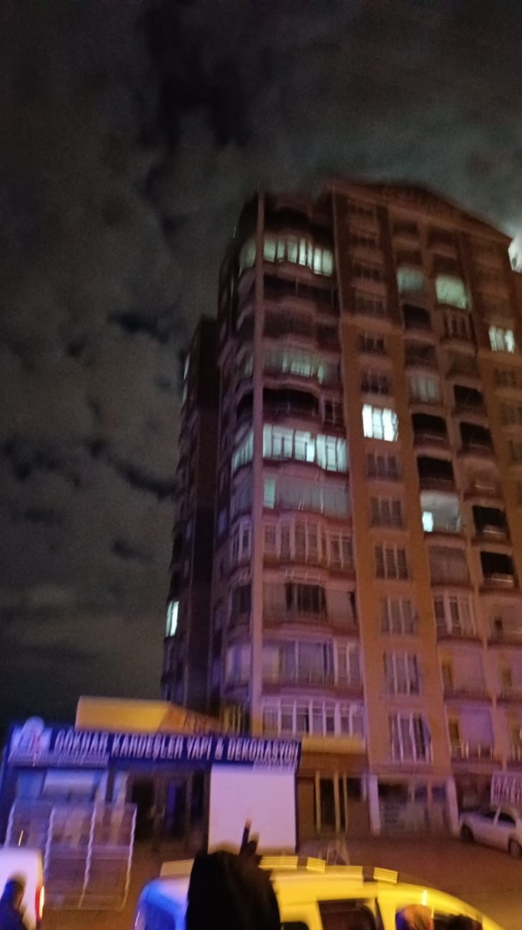 Ankara’da teras katta yangın