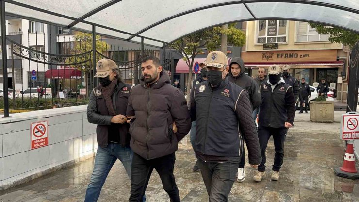 Terör örgütü propagandası yapan 5 şüpheli adliyeye sevk edildi