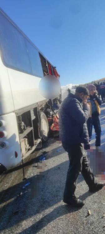 Sivas’ta otobüs kazası, 1 ölü çok sayıda yaralı