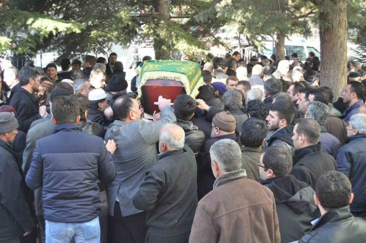 Mescit cinayetinin serbest bırakılan şüphelisi hakkında yakalama kararı çıkarıldı