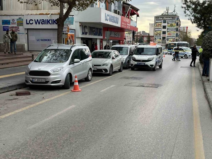 Niğde’de şüpheli çanta alarmı