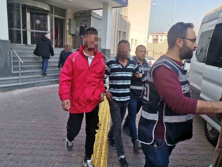 Her yerde aranıyordu, bazanın altında çıktı