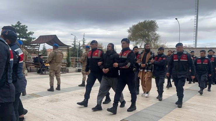 Nevşehir merkezli DEAŞ operasyonu: 5 kişi tutuklandı