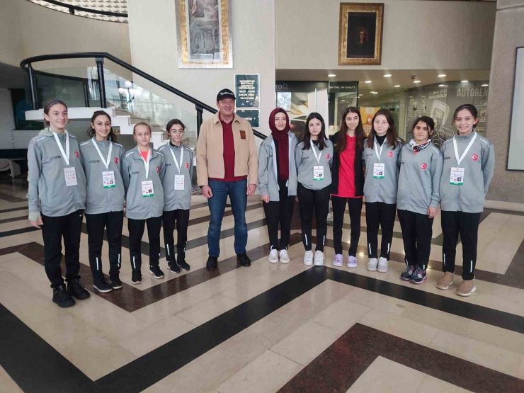 Eskişehirli milli sporcular Bosna Hersek’te 7 madalya ile döndü