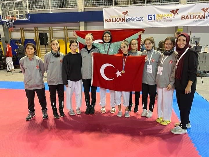 Eskişehirli milli sporcular Bosna Hersek’te 7 madalya ile döndü